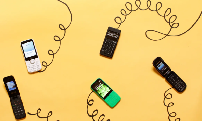Smartphones vs. Kids Phones: Which Is Better for Your Child’s First Device?