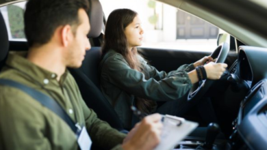 The Pros and Cons of Taking Driving Lessons Online